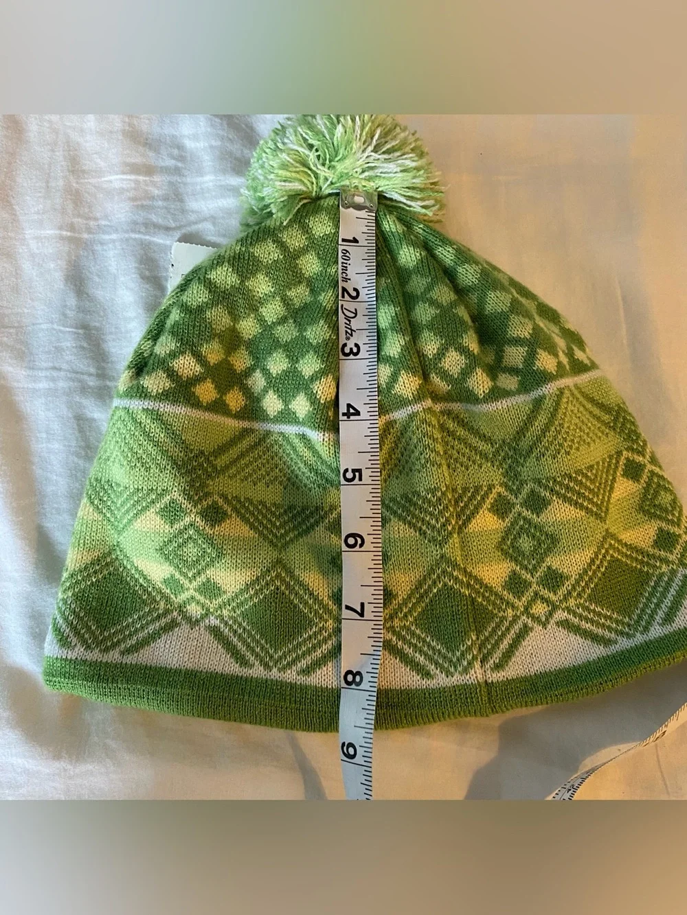 L. L. Beam Winter Hat Girls L Pom Pom Fleece Lined Green White Outdoor Snow NWT